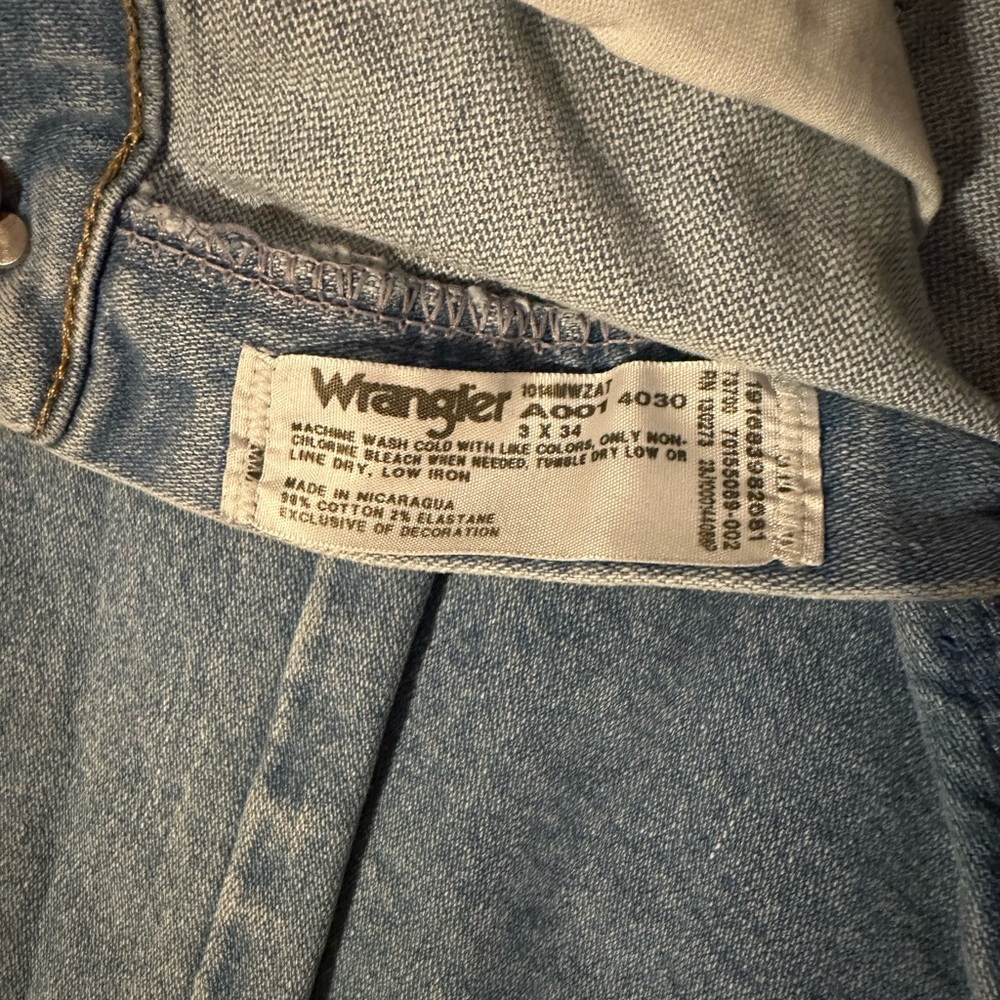 Wrangler Women’s Cowboy Cut Straight Stretch Jean - Picture 4 of 5